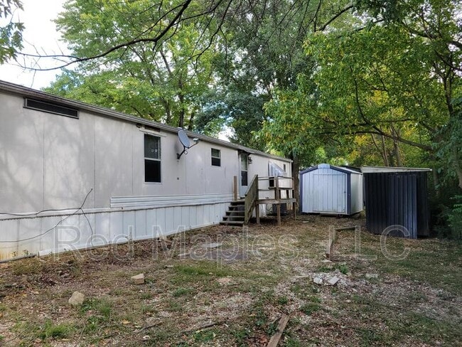 Photo - 832 Briny Ln