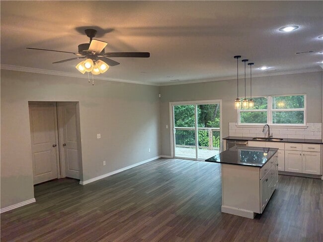 Photo - 19 Boreland Ln