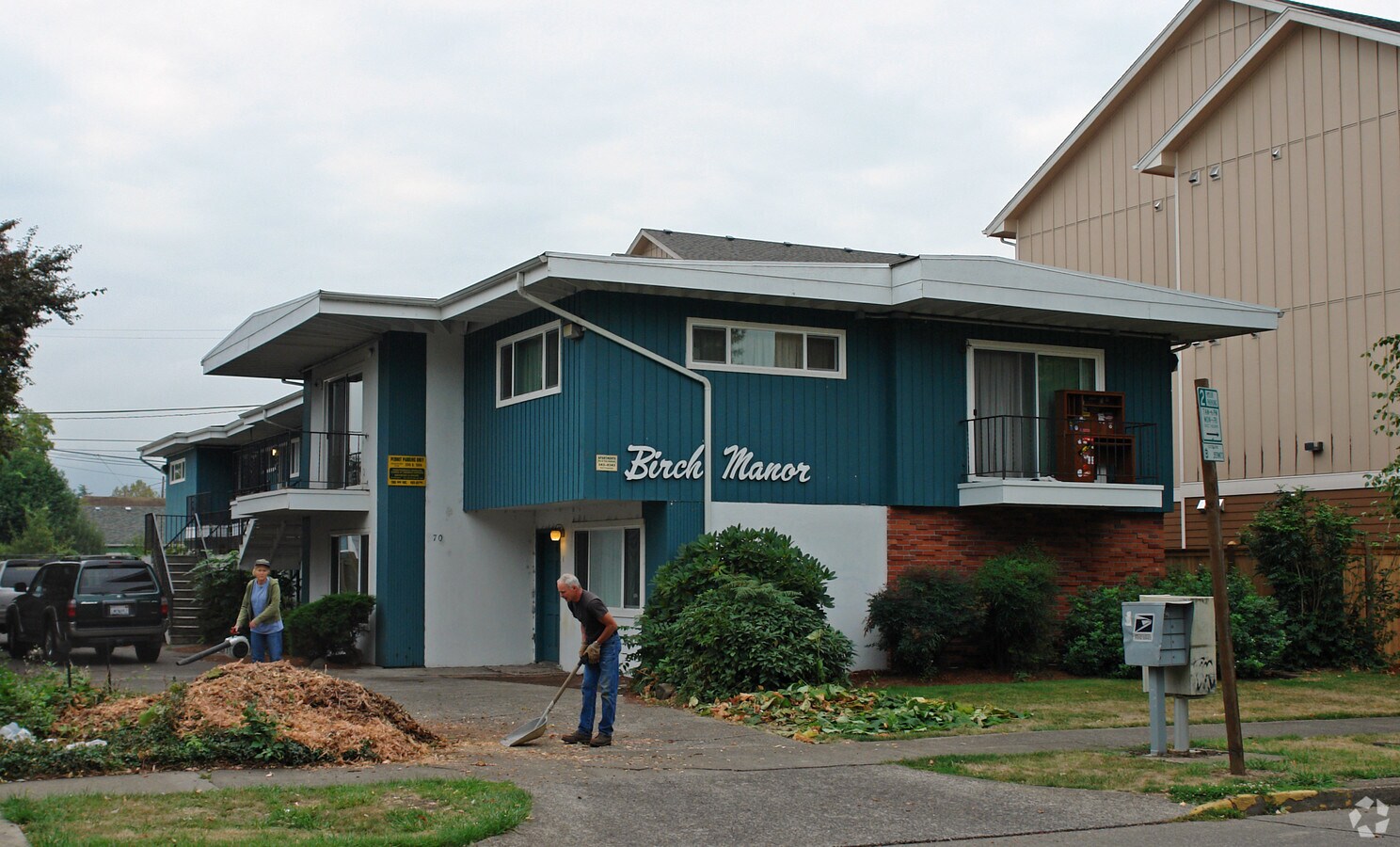 Birch Manor - Birch Manor Apartments