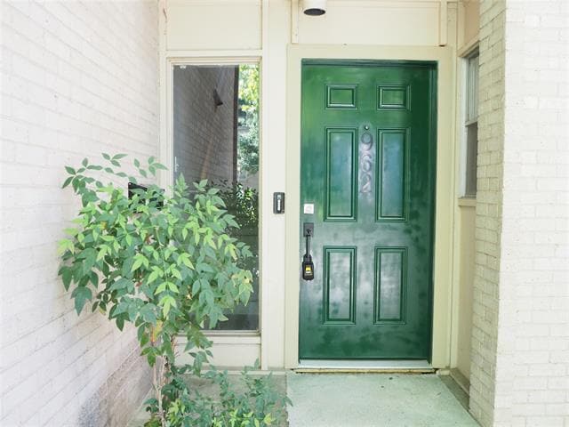 Photo - 962 S Weatherred Dr