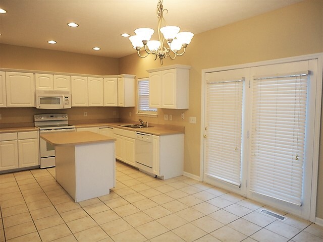 Photo - 10059 Glenn Abbey Ln