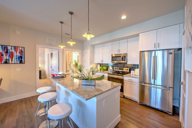 Photo - The Floridian Club of Sarasota - An Active...