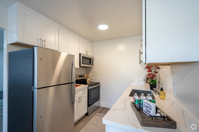 Photo - Los Gatos Gardens