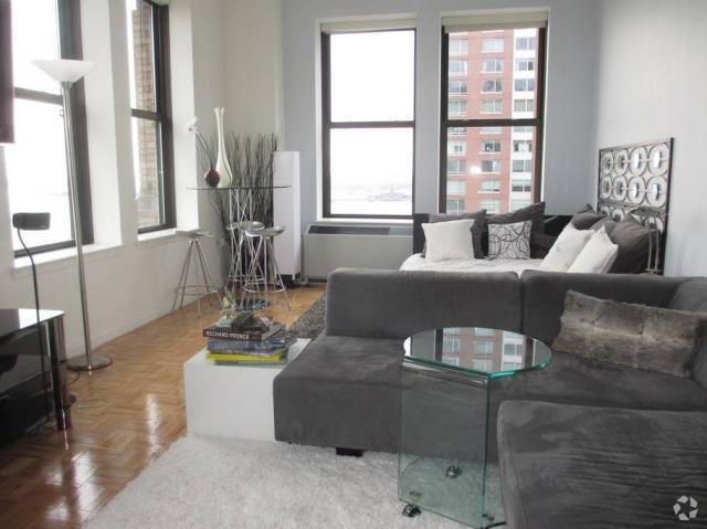 Building Photo - 2 bedroom in New York NY 10280 Unit 4F Rental