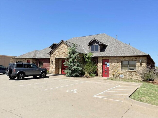 Photo - 6903 NW 122nd St