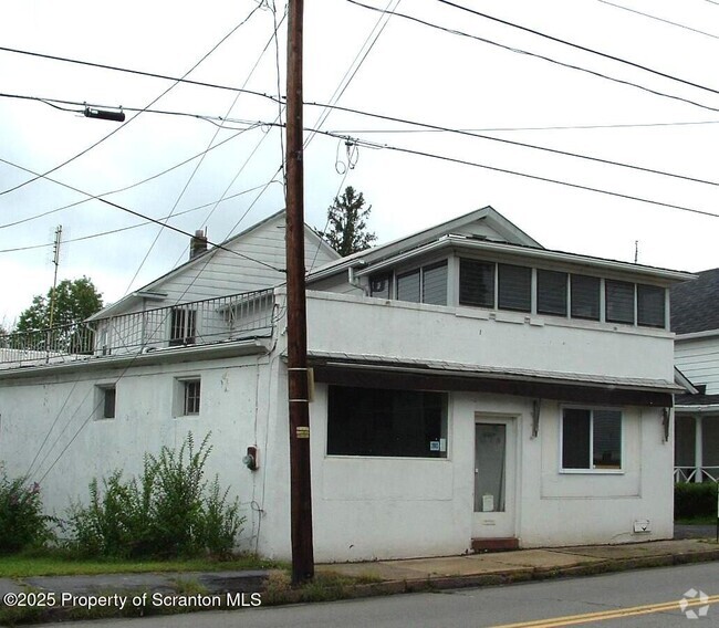 Building Photo - 1276 Main St Rental