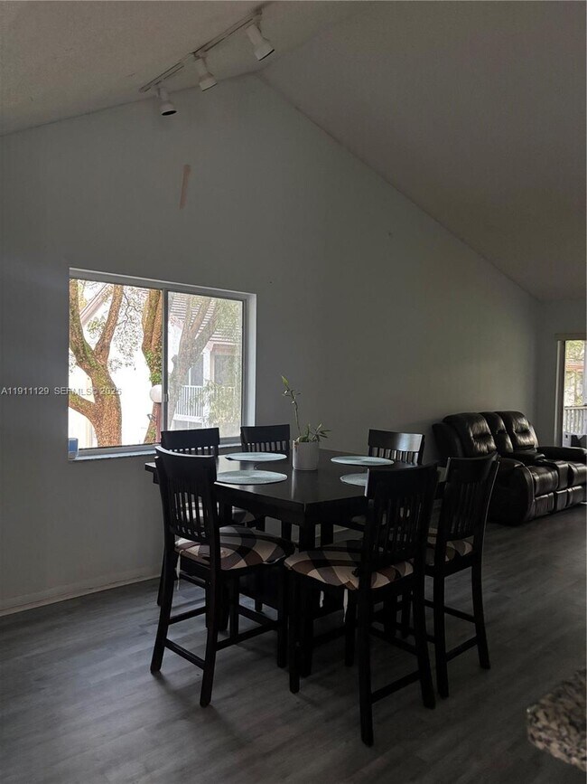 Photo - 9081 SW 138th Pl Unit 9081