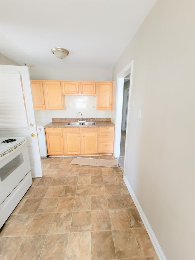 Photo - COMING SOON- Adorable 3 Bedroom Home 1 bath house