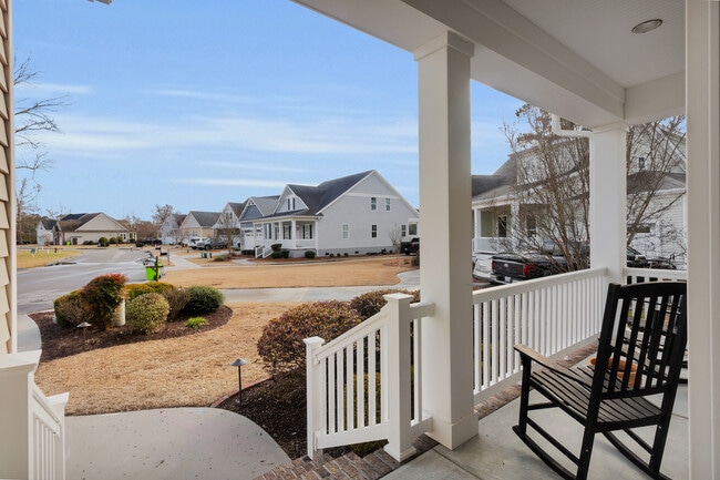 Photo - 137 Shoreview Dr