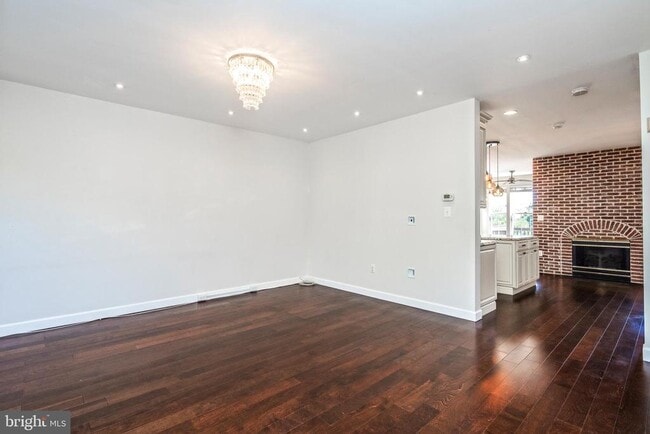 Photo - 44179 Paget Terrace