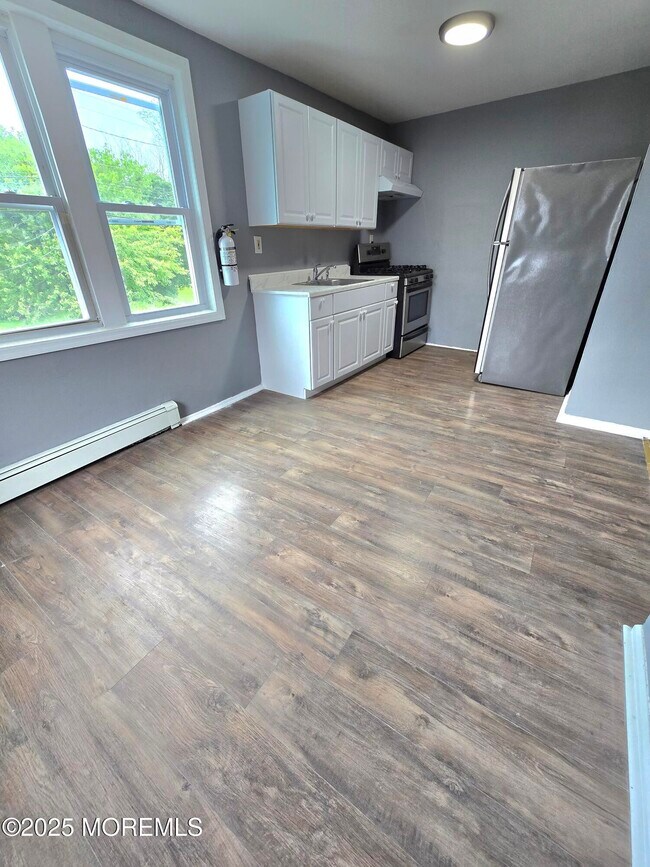 Photo - 152 Long Branch Ave