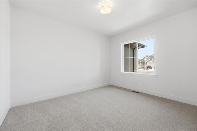 Photo - Brand New 3 Bed 2.5 Bath Model Home With 4 Car Garage