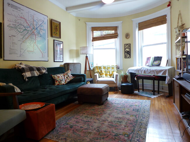 Photo - 143 Coolidge St Apartment