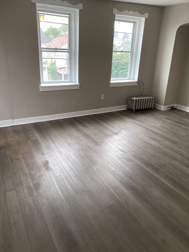 Photo - 532 Breck St Unit 2nd floor