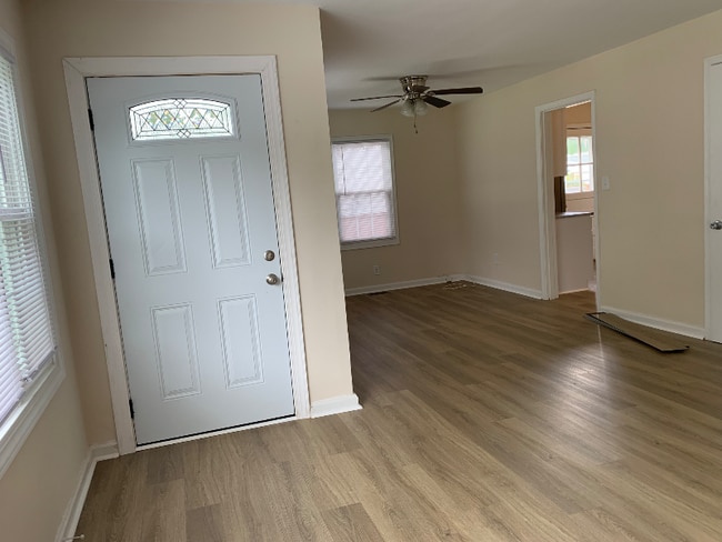 Photo - 631 Willow Dr