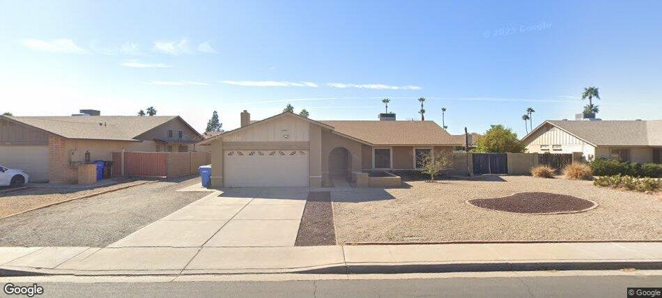 Photo - 3201 W Paradise Ln