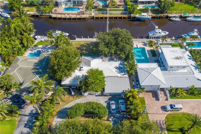 Photo - 2680 NE 24th St