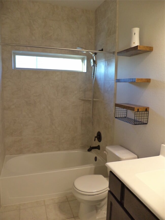 Photo - 18669 Blue Spruce Ln