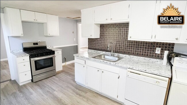 Building Photo - 29 Franklin St Unit #2