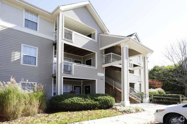 Building Photo - Lee Overlook Apartments