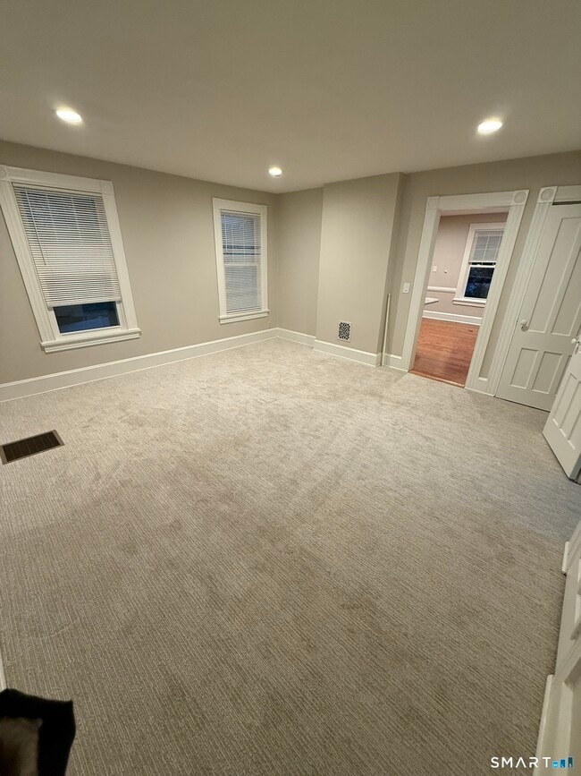 Photo - 49 Osborne Ave