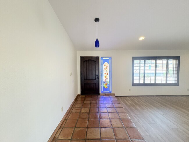 Photo - 1013 W Keating Ave