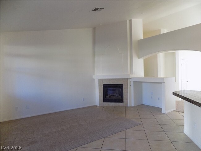 Photo - 276 Garnet Garden St