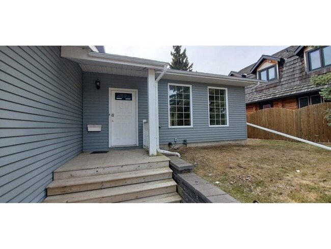 Photo - 2013-2012 2nd Ave