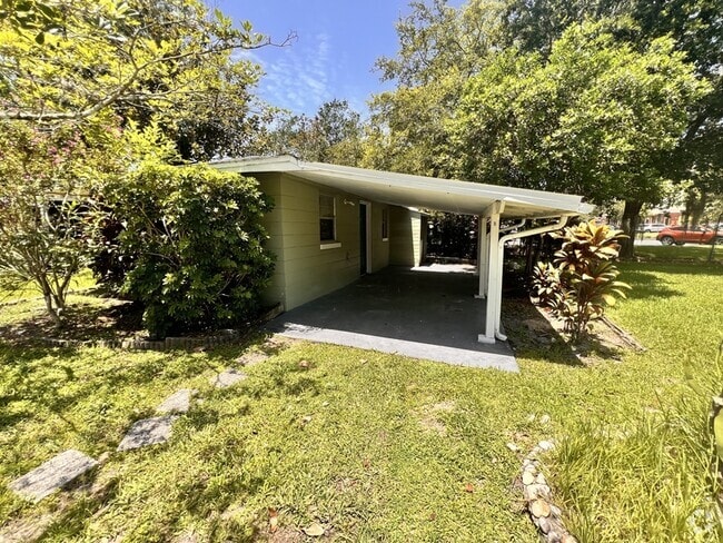 Building Photo - 1212 Jamajo Blvd Unit B Rental