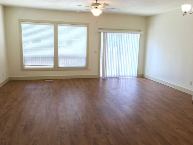 Photo - 2131 S Amy Ave