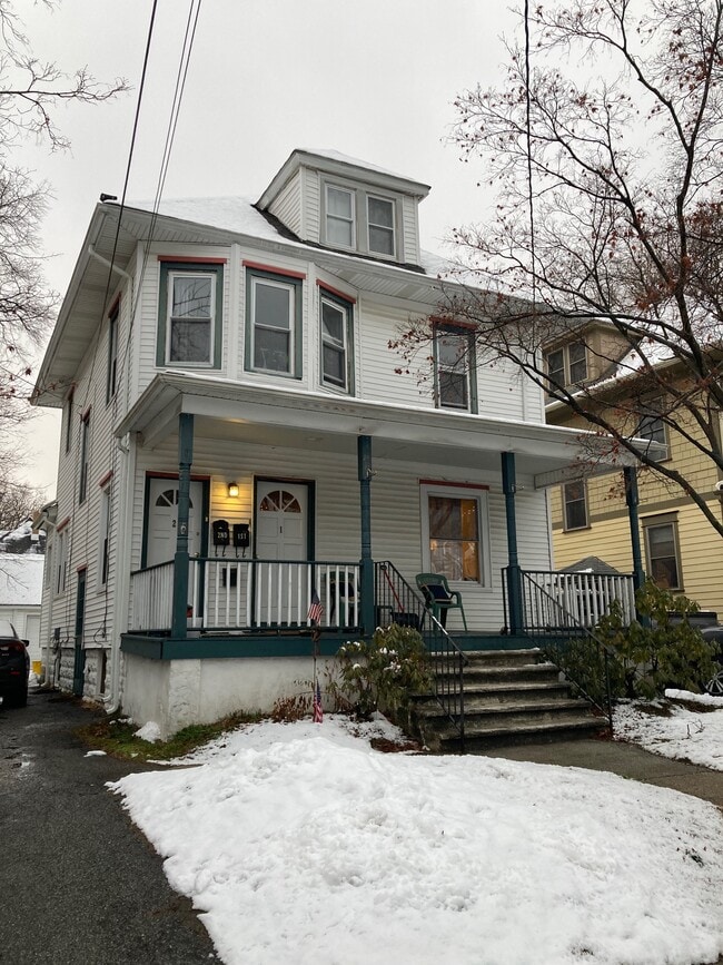 Front - 119 Lawnside Ave Unit 1