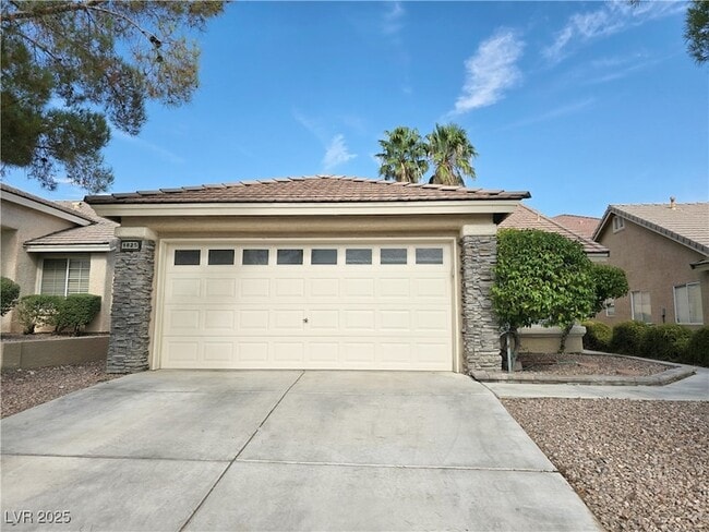 Photo - 1825 Lyell Canyon Ln