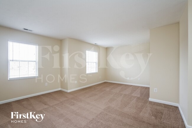 Photo - 10883 Ashwood Dr