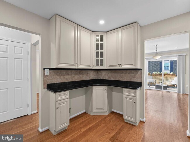 Photo - 7740 Bristol Square Ct