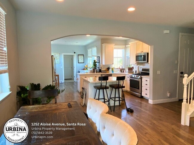 Photo - Newer Home, Beautiful Santa Rosa Property!