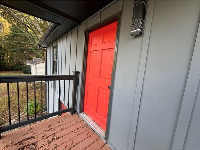 Photo - 1772 Martin Pl