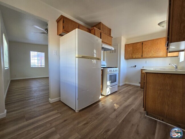 Photo - 1467 Hamilton Ave