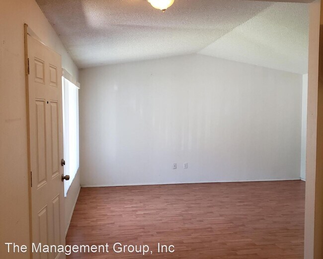 Photo - 2 br, 1 bath House - 11003 NE 48th Circle