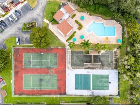 Building Photo - 10343 Greenhouse Rd