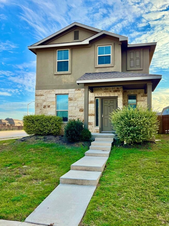 Building Photo - Connelly' Crossing 3 Bedroom Home