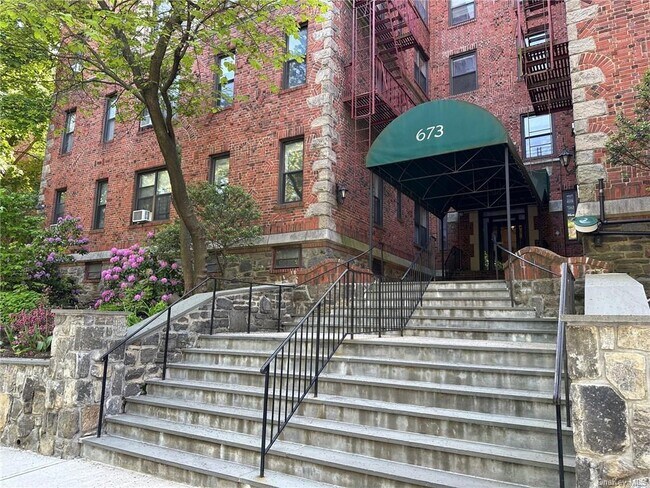 Photo - 673 Locust St Apartment Unit 4H