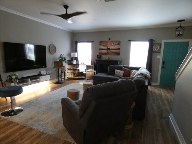 Photo - 3780 Tanglewilde St Unidad 608