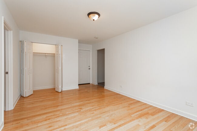 Photo - 6211 N Kenmore