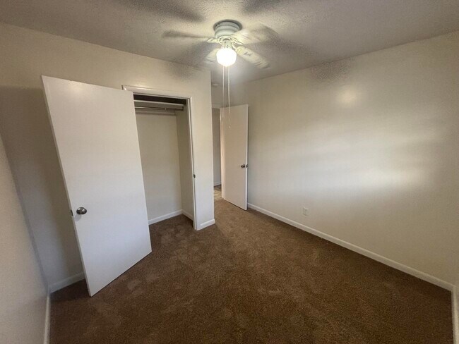 1469 Huntsville Dr