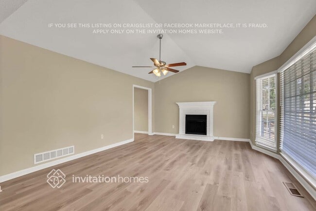 Photo - 3000 Springview Pl