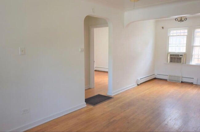 Photo - Charming six bedroom home near River North...