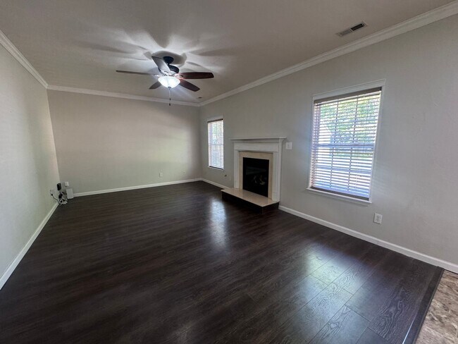 Photo - Beautifully Spacious Chesapeake Home