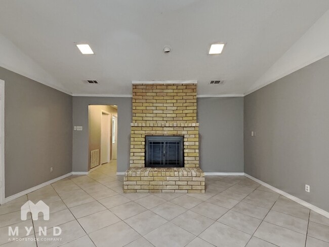 Photo - 314 Towne House Ln