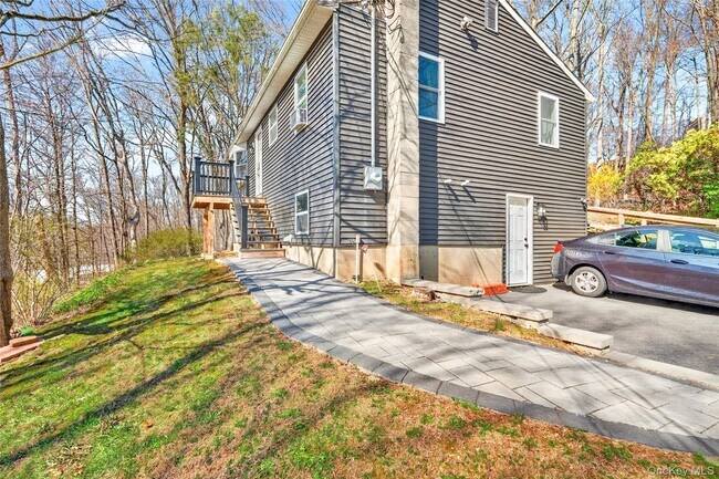 Photo - 11 Colonel Glenn Dr