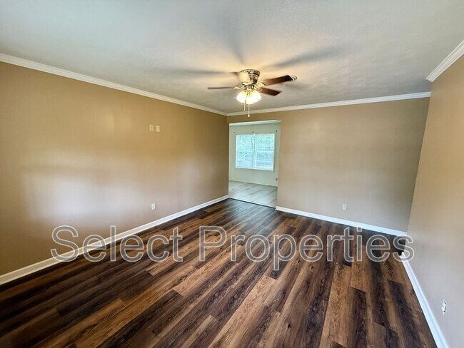 Photo - 2310 Fairfield Dr